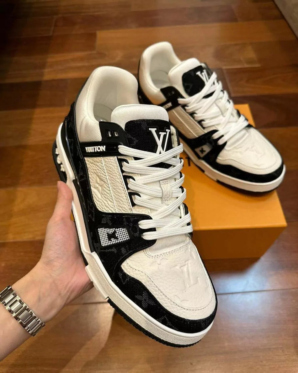 LV Trainer Vintage 2025